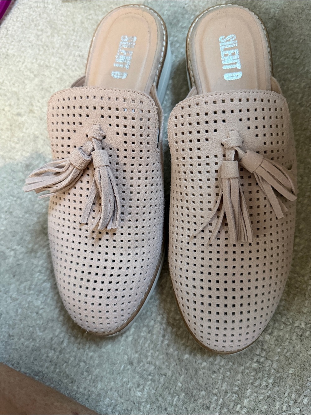Perforated Tassel Slide Mules in Blush